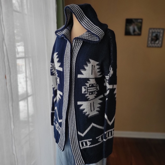Hippie Rose Navy Blue & White Aztec Hooded Cardigan Sweater, Size Large - Picture 1 of 9